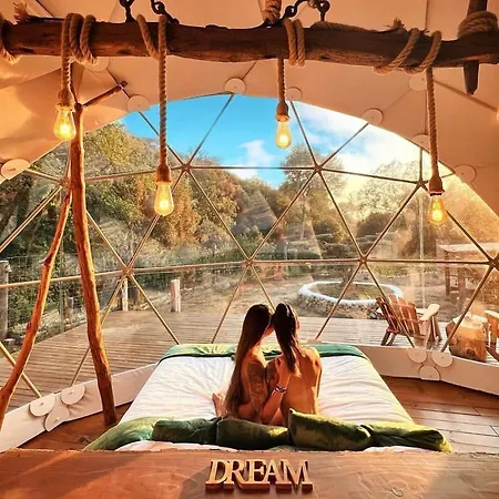 Luxury tent Domo Masia Cal Geperut *