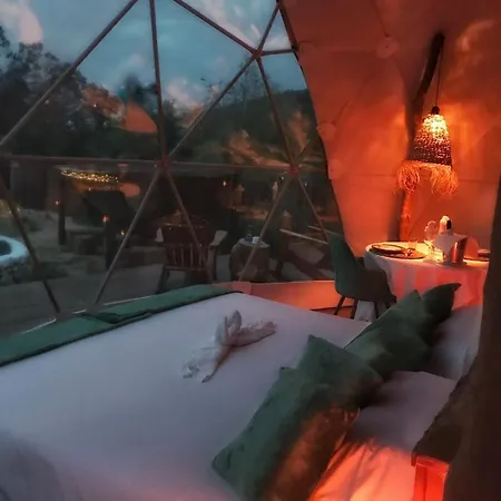 Luxury tent Domo Masia Cal Geperut