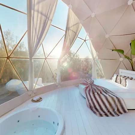 Domo Masia Cal Geperut Luxury tent *