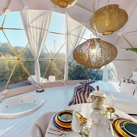Luxury tent Domo Masia Cal Geperut