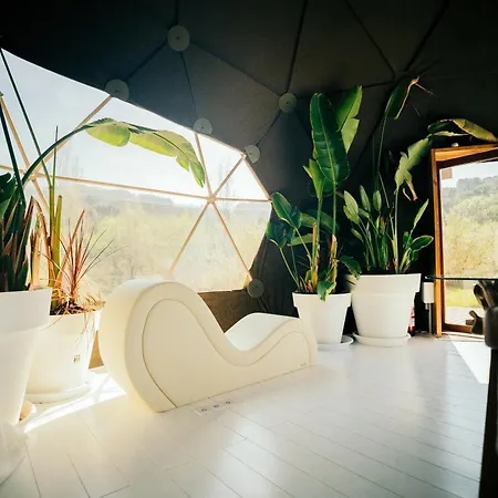 Luxury tent Domo Masia Cal Geperut *